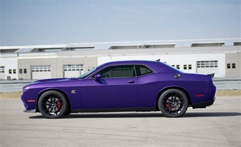 2023 Dodge Challenger, Charger Get Three Popular Past Colors, More ...