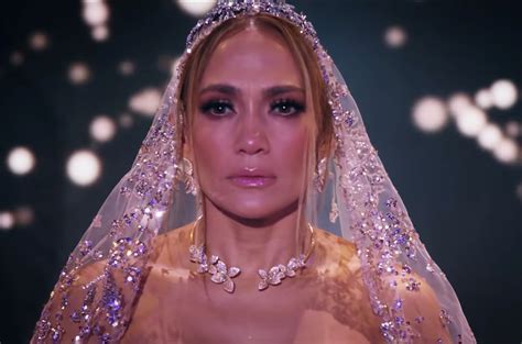 Jennifer Lopez Spontaneously Weds Owen Wilson in ‘Marry Me’ Trailer ...