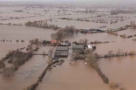 27 Staggering New Pictures Of The Somerset Levels Floods | Somerset ...