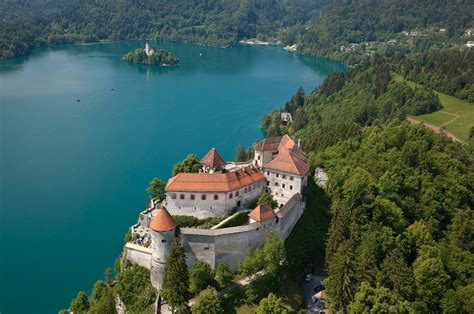 Visiting Bled Castle – Amsbeagle.com