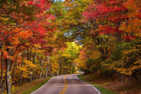 The Winding Road | Shenandoah National Park | Joseph C. Filer Fine Art ...