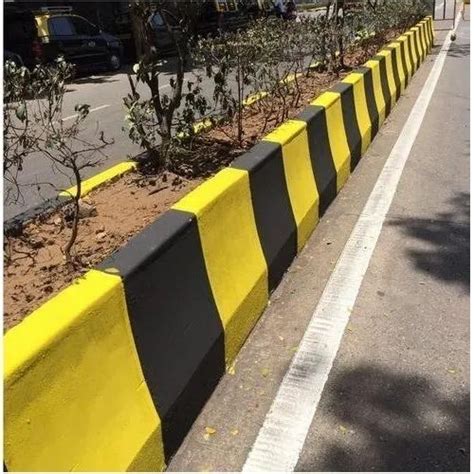 High Gloss Black Road Divider Paint, Liquid at Rs 65/litre in Mumbai ...