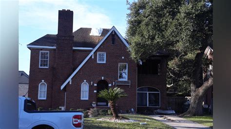 Beyoncé’s childhood home in Houston catches fire Christmas morning ...