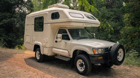 Toyota Hilux Galaxy Camper Is A Slow ‘90s Time Capsule