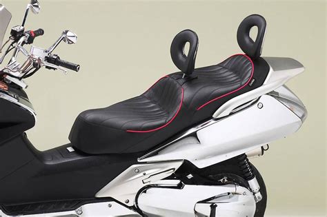 Corbin Motorcycle Seats & Accessories | Honda Silverwing | 800-538-7035