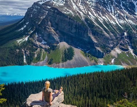 20 Things To Know BEFORE Visiting Lake Louise (Alberta)