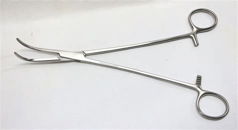 Mixter Right Angle Forceps – Golden Horse Medical Supplies