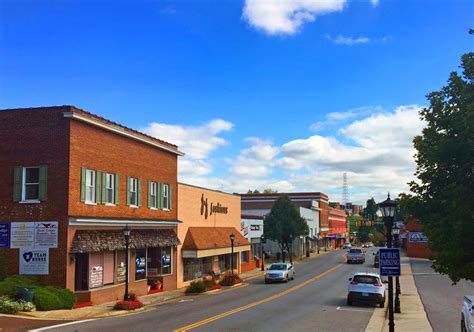 Must See Main Street: Rocky Mount, Virginia