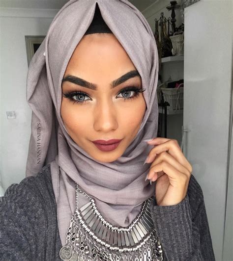 Unbelievably Beautiful Women Wearing Hijabs On IG | Her Beauty