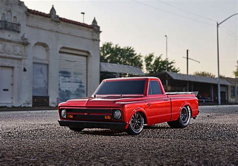 Traxxas Drag Slash RC Truck | 1967 Chevy C10 Drag Racing Truck