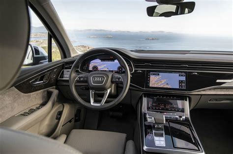 2020 Audi Q7: New Screens, New Smile | Cars.com