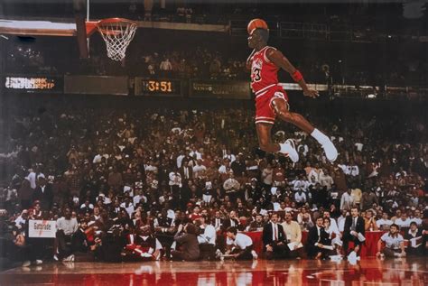 Le duel Michael Jordan / Dominique Wilkins au concours de dunks 1988 ...