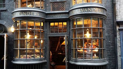 Ollivander’s Wand Shop – Diagon Alley at Universal Studios