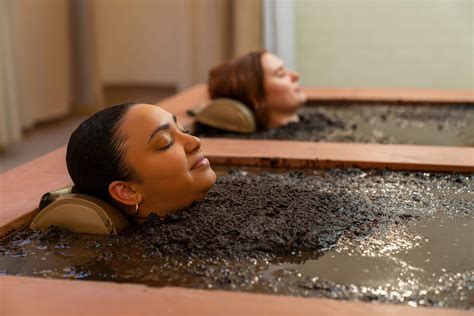 Mud Baths & Spa | Best Spa & Resort in Calistoga, CA