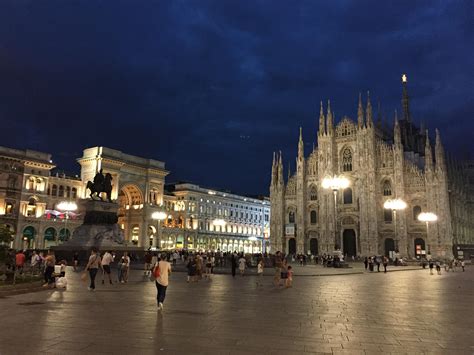 Duomo di Milano at night | Travel inspiration, Duomo, Travel