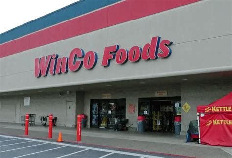 Does WinCo Take Checks? - Growing Savings