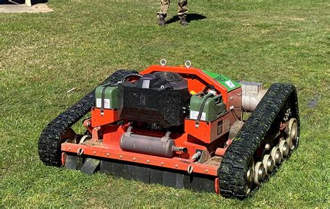 Council's new robotic mower boosts safety and efficiency | Mirage News