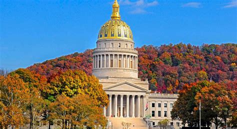 Charleston, West Virginia: Historic Capital with Nature and Entertainment