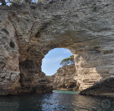 Sea caves in Vieste 7732407 Stock Photo at Vecteezy