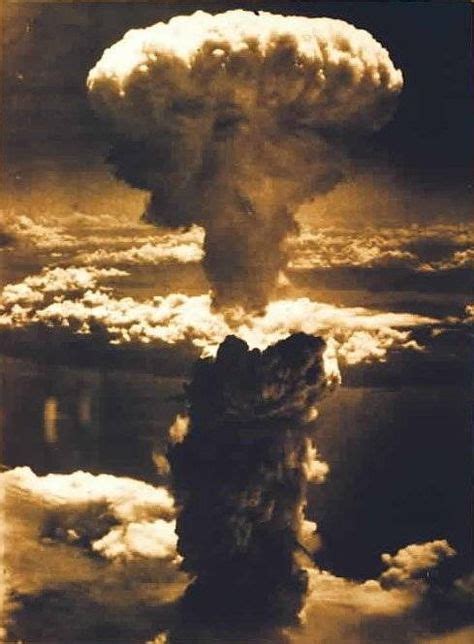 August 06, 1945. Mushroom cloud from the atomic explosion over ...