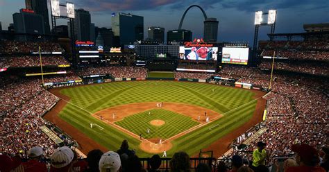 Shooting near St. Louis Cardinals' Busch Stadium leaves one dead