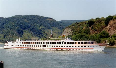 Cruise the River Rhine to Linz am Rhein - Tripoto