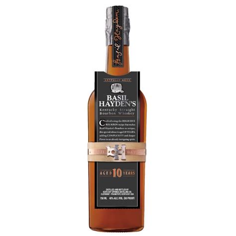 Editors’ Picks: Best Whiskey Bottles to Gift This Holiday Season at ...