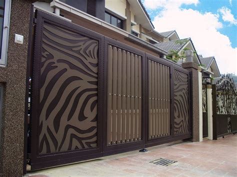 Safari Style Aluminium Trackless & Folding Gates Images – Elite Gates ...