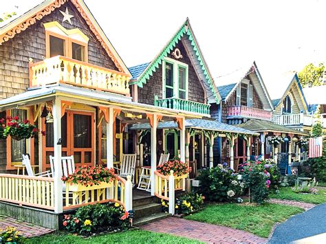 Gingerbread Cottages Oak Bluffs - lvandcola