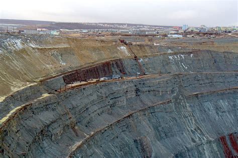 Mirny Mine: a massive man-made hole in the middle of Siberia ...