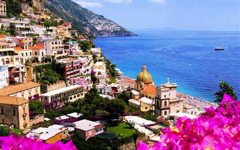 Amalfi Coast Italy, Very Beautiful Seaside Panorama - Traveldigg.com