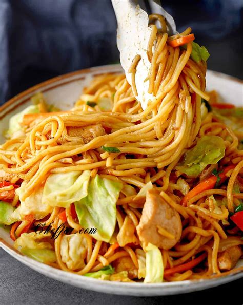 Chicken Yakisoba Noodles - Chefjar