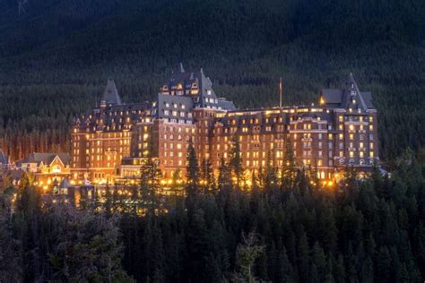 What's the Fairmont Banff Springs Hotel REALLY Like?