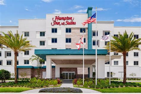 Hampton Inn & Suites Miami, Kendall, Executive Airport, West End : -25% ...