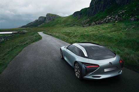 Citroen Unveils CXPERIENCE Concept One Month Ahead of 2016 Paris Motor ...