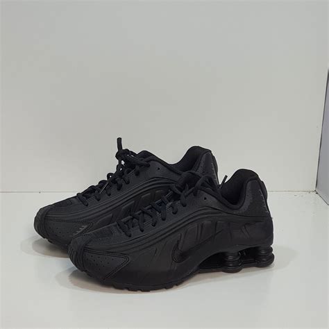 Nike Shox R4 `Triple Black` (GS) BQ4000-001 S/N: ... - Depop