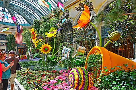 Bellagio Conservatory & Botanical Garden | Plantly