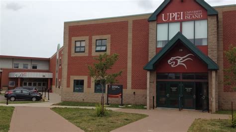 UPEI, faculty head back to bargaining table | CBC News