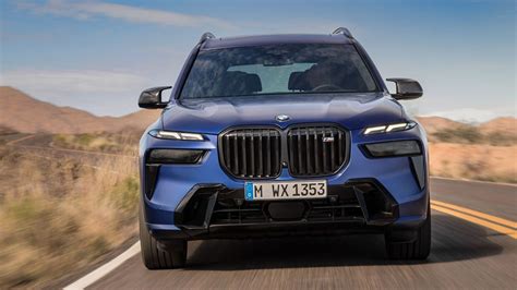 BMW X7 facelift launched in India at ₹1.22 crore | HT Auto