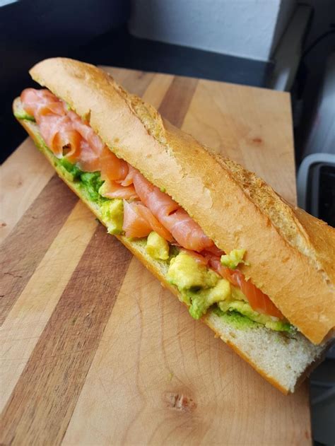 [Homemade] Simple French baguette sandwich with avocado and smoked ...