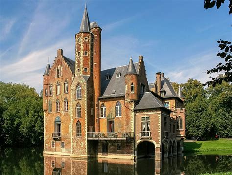 Wissekerke Castle, Belgium : r/castles