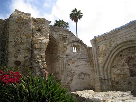 ruins of Mission San Juan Capistrano's "Great Stone Church… | Flickr