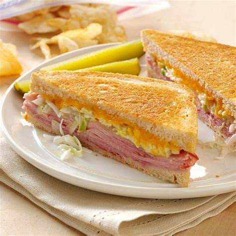 Toasted Sandwich – Olivers Cafe