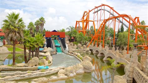 30 Amusement & Theme Parks for Kids and Families Around the Globe!