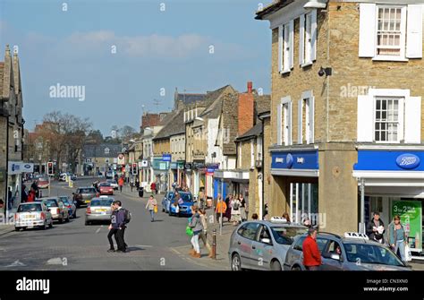 Town Centre, Witney, Oxfordshire Stock Photo - Alamy