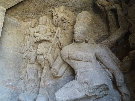 Elephanta Caves (UNESCO World Heritage) Mumbai – IndiaChal