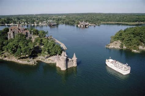 Saint Lawrence River Water Tours | Loveliest Places