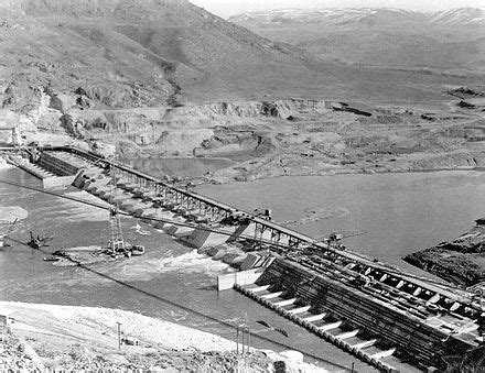 Grand Coulee Dam - Wikipedia