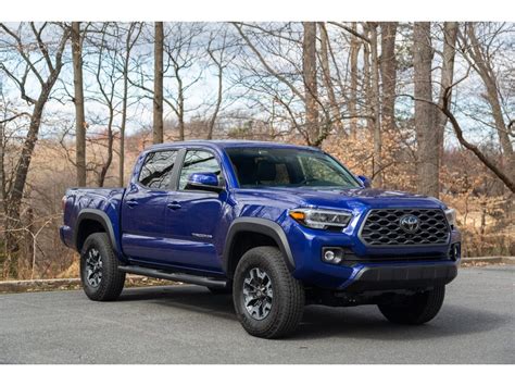 Compare 2023 Nissan Frontier vs. 2023 Toyota Tacoma | U.S. News