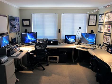 23 Home Office Ideas That Will Make You Want to Work All Day | Gaming ...